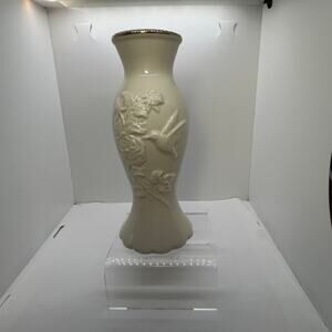 Lenox Fine China Embossed Roses Hummingbird Bud Vase 24K Gold Trim 5.75”
